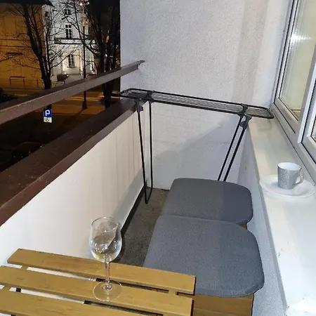 Metro Arsenal - 100 M Od Metra Appartement *